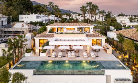 Spectaculaire luxevilla te koop in een felbegeerde urbanisatie in Nueva Andalucia, Marbella 781296