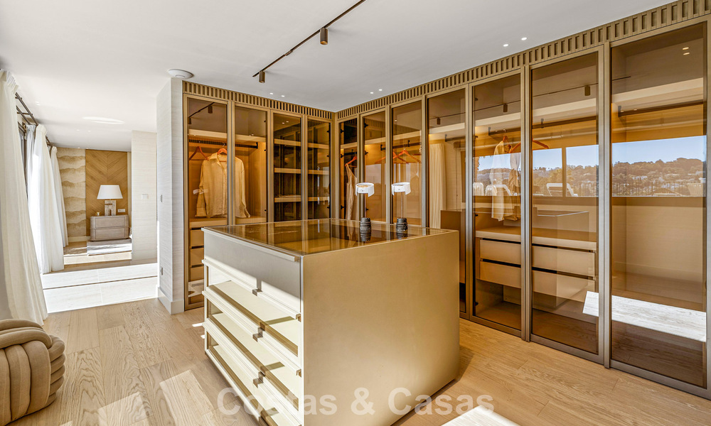 Spectaculaire luxevilla te koop in een felbegeerde urbanisatie in Nueva Andalucia, Marbella 781301