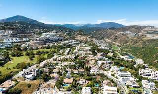 Modernistische familievilla te koop, in een geprefereerde gemeenschap in La Quinta, Marbella - Benahavis 781403 
