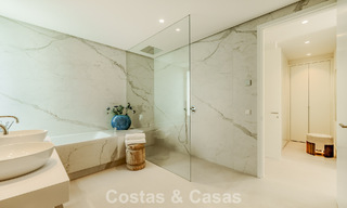 Superieur triplex appartement met privétuin en -zwembad te koop in het centrum van Marbella’s Golden Mile 781481 