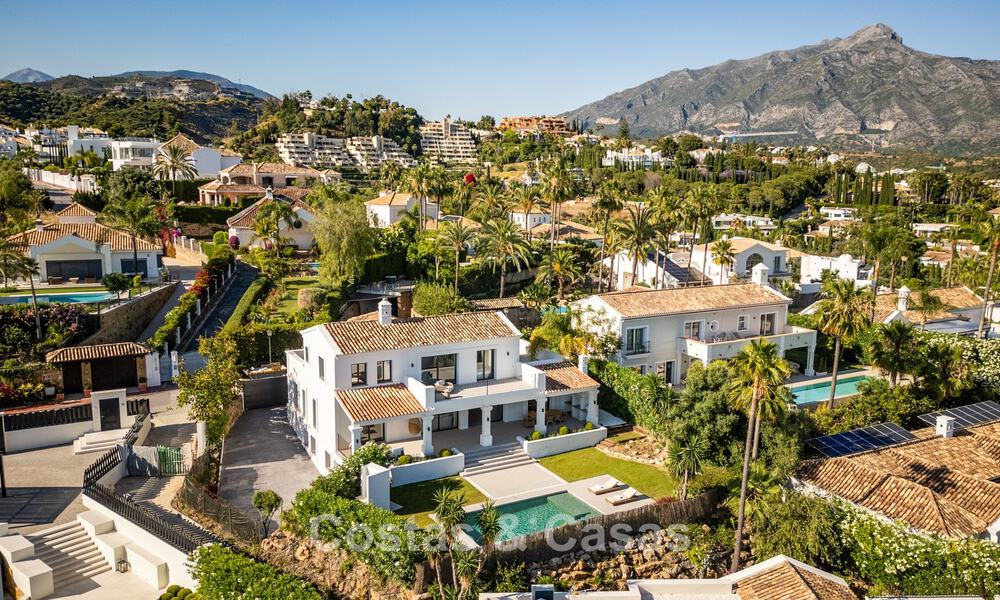 Mediterrane luxevilla met tijdloze uitstraling te koop in de prestigieuze wijk Nueva Andalucía in Marbella 781552