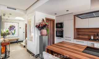 Instapklaar, modern penthouse in een complex naast een meer met panoramisch uitzicht te koop in Nueva Andalucia, Marbella 781581 