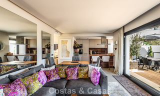 Instapklaar, modern penthouse in een complex naast een meer met panoramisch uitzicht te koop in Nueva Andalucia, Marbella 781590 