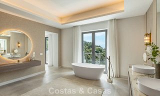 Exclusieve luxevilla met een Andalusische bouwstijl te koop in El Madroñal in Marbella - Benahavis 781606 