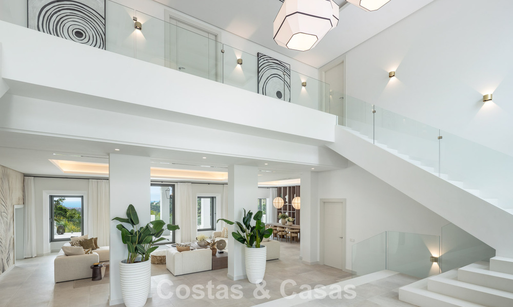 Exclusieve luxevilla met een Andalusische bouwstijl te koop in El Madroñal in Marbella - Benahavis 781608