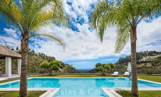 Exclusieve luxevilla met een Andalusische bouwstijl te koop in El Madroñal in Marbella - Benahavis 781620 