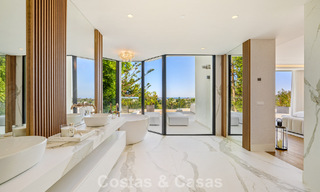 Instapklare, geavanceerde luxevilla te koop eerstelijnsgolf in Nueva Andalucia’s golfvallei, Marbella 781658 