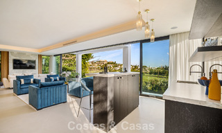 Instapklare, geavanceerde luxevilla te koop eerstelijnsgolf in Nueva Andalucia’s golfvallei, Marbella 781671 
