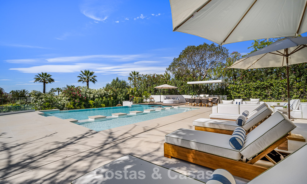 Instapklare, geavanceerde luxevilla te koop eerstelijnsgolf in Nueva Andalucia’s golfvallei, Marbella 781694