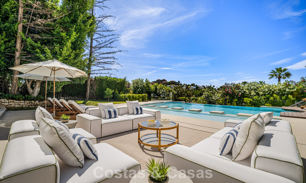 Instapklare, geavanceerde luxevilla te koop eerstelijnsgolf in Nueva Andalucia’s golfvallei, Marbella 781697