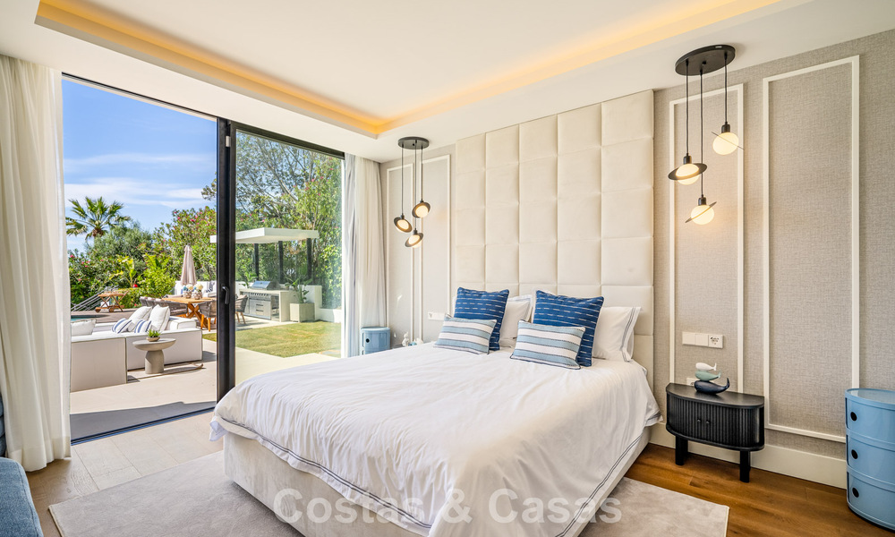 Instapklare, geavanceerde luxevilla te koop eerstelijnsgolf in Nueva Andalucia’s golfvallei, Marbella 781698