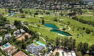 Meesterlijke eerstelijnsgolf villa te koop in het hart van Nueva Andalucia, Marbella 781778 