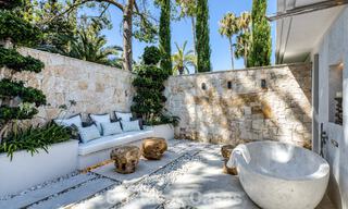 Meesterlijke eerstelijnsgolf villa te koop in het hart van Nueva Andalucia, Marbella 781781 