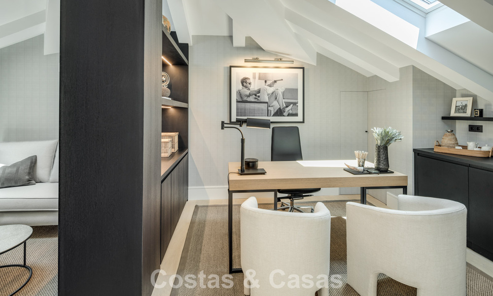 Meesterlijke eerstelijnsgolf villa te koop in het hart van Nueva Andalucia, Marbella 781795