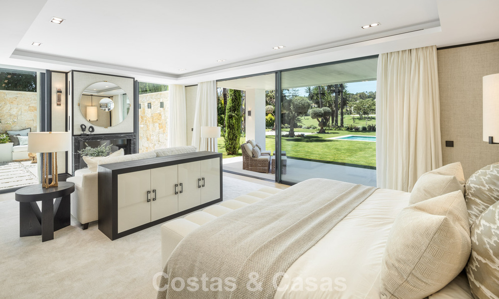 Meesterlijke eerstelijnsgolf villa te koop in het hart van Nueva Andalucia, Marbella 781796