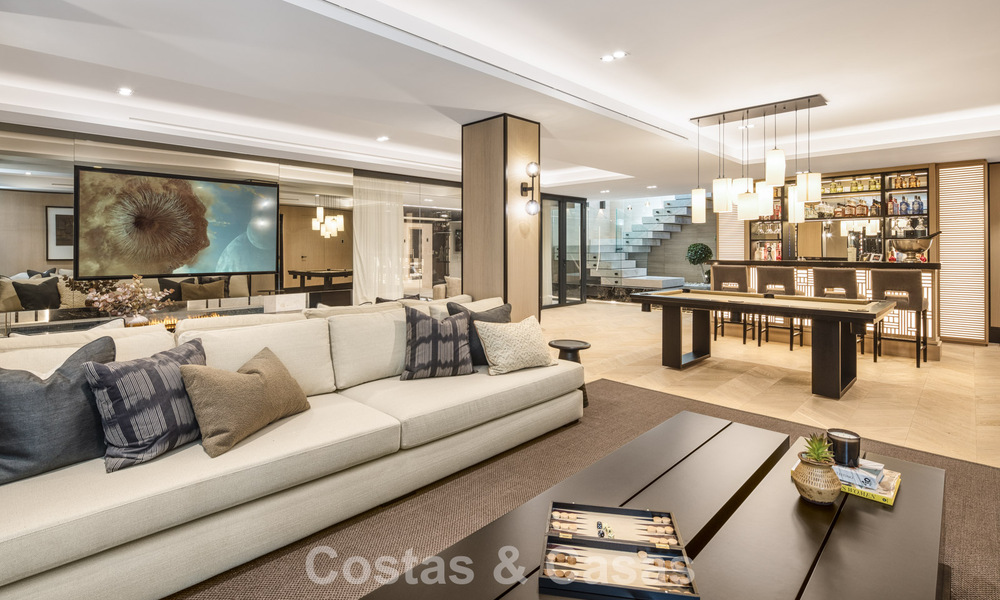 Meesterlijke eerstelijnsgolf villa te koop in het hart van Nueva Andalucia, Marbella 781800