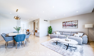 Instapklaar appartement met zeezicht te koop in een eerstelijns strandcomplex op loopafstand van Estepona centrum 782384 