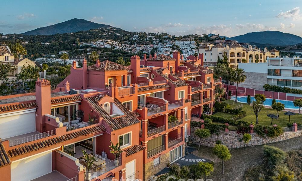 Instapklaar duplex penthouse, modern gerenoveerd, met formidabel zeezicht te koop in Marbella - Benahavis 782392
