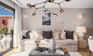 Instapklaar duplex penthouse, modern gerenoveerd, met formidabel zeezicht te koop in Marbella - Benahavis 782397 