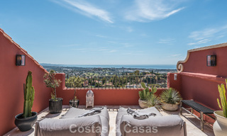 Instapklaar duplex penthouse, modern gerenoveerd, met formidabel zeezicht te koop in Marbella - Benahavis 782414 