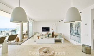 Instapklaar appartement met berg- en zeezicht te koop in een vooruitstrevend lifestyle-complex in Fuengirola, Costa del Sol 782115 