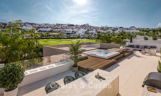 Nieuwbouwvilla’s te koop op loopafstand van een fantastisch clubhuis op de New Golden Mile tussen Marbella en Estepona 781985 