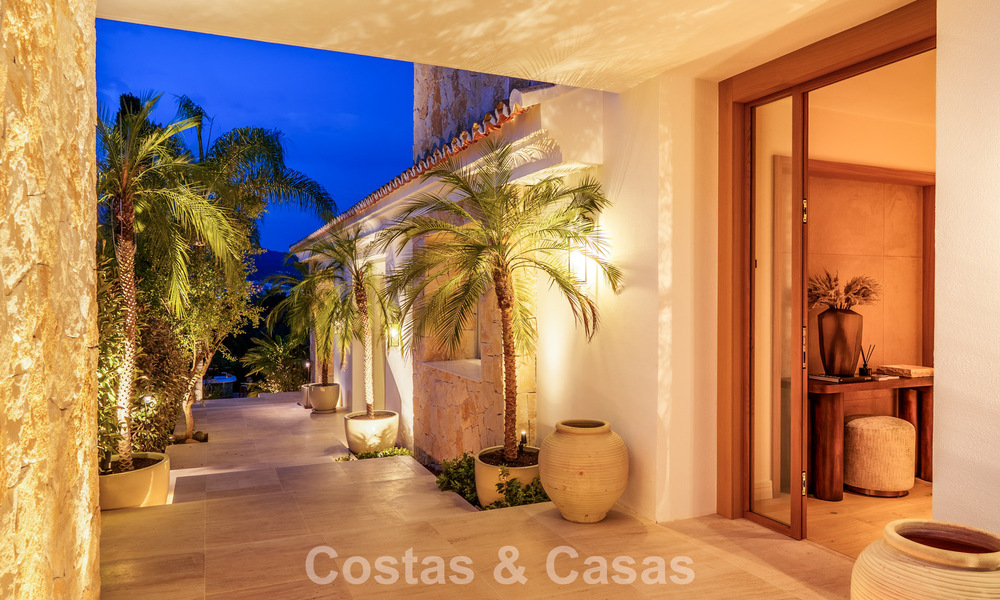 Instapklare, stijlvol gerenoveerde luxevilla te koop in het hart van Nueva Andalucia’s golfvallei, Marbella 783152