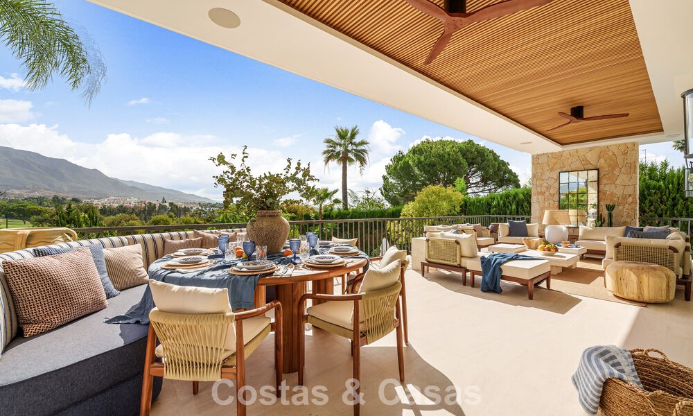 Instapklare, stijlvol gerenoveerde luxevilla te koop in het hart van Nueva Andalucia’s golfvallei, Marbella 783160