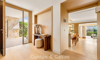 Instapklare, stijlvol gerenoveerde luxevilla te koop in het hart van Nueva Andalucia’s golfvallei, Marbella 783173 
