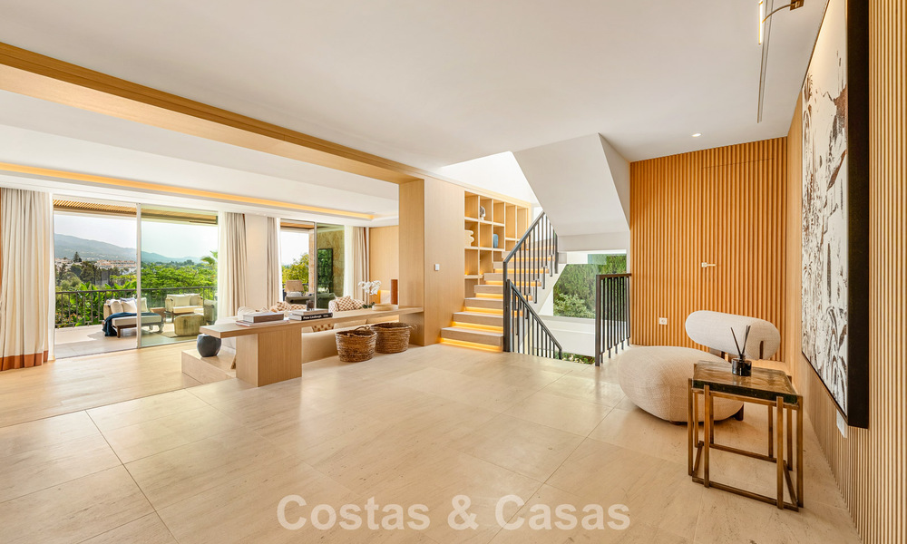 Instapklare, stijlvol gerenoveerde luxevilla te koop in het hart van Nueva Andalucia’s golfvallei, Marbella 783182