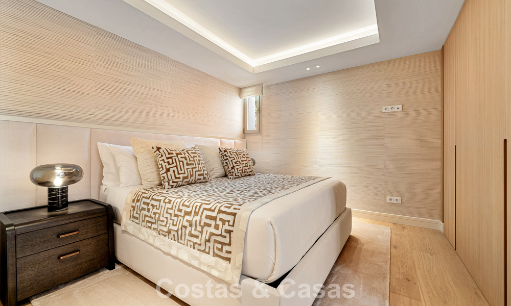 Instapklare, stijlvol gerenoveerde luxevilla te koop in het hart van Nueva Andalucia’s golfvallei, Marbella 783186