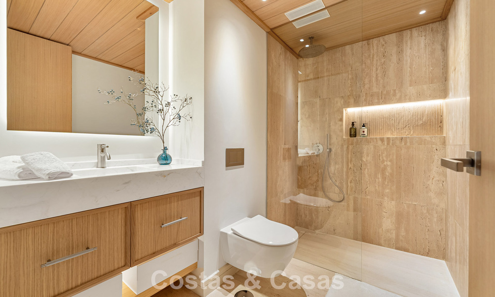 Instapklare, stijlvol gerenoveerde luxevilla te koop in het hart van Nueva Andalucia’s golfvallei, Marbella 783187