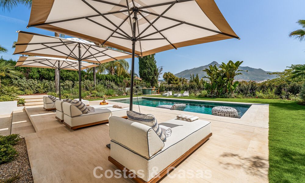 Instapklare, stijlvol gerenoveerde luxevilla te koop in het hart van Nueva Andalucia’s golfvallei, Marbella 783203