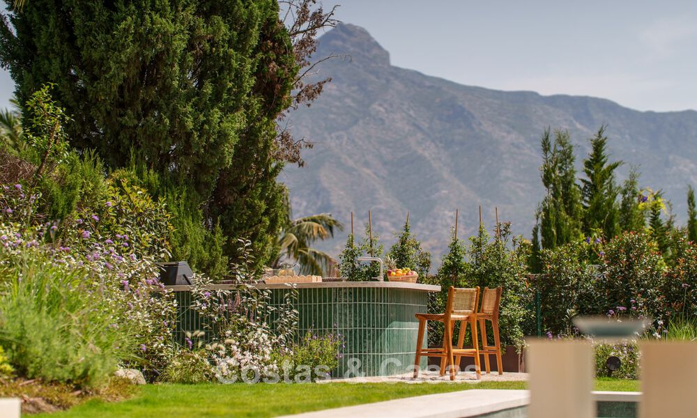 Instapklare, stijlvol gerenoveerde luxevilla te koop in het hart van Nueva Andalucia’s golfvallei, Marbella 783206