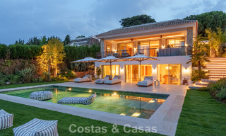 Instapklare, stijlvol gerenoveerde luxevilla te koop in het hart van Nueva Andalucia’s golfvallei, Marbella 783212 
