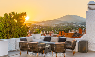 Instapklaar duplex penthouse te koop in een gated complex in Rio Verde - Nueva Andalucia, Marbella 782209 