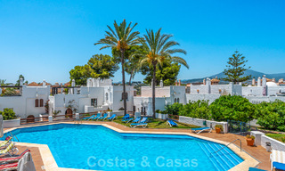 Instapklaar duplex penthouse te koop in een gated complex in Rio Verde - Nueva Andalucia, Marbella 782217 