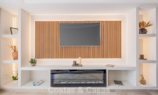 Instapklaar duplex penthouse te koop in een gated complex in Rio Verde - Nueva Andalucia, Marbella 782226 