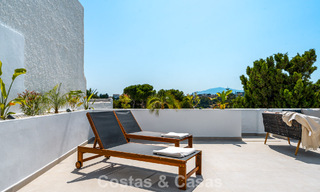 Instapklaar duplex penthouse te koop in een gated complex in Rio Verde - Nueva Andalucia, Marbella 782232 