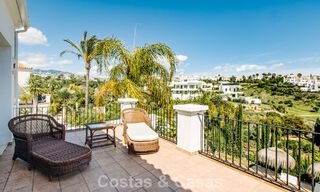 Instapklare, mediterrane familievilla te koop in een gated golfresort op de New Golden Mile tussen Marbella en Estepona 782146 