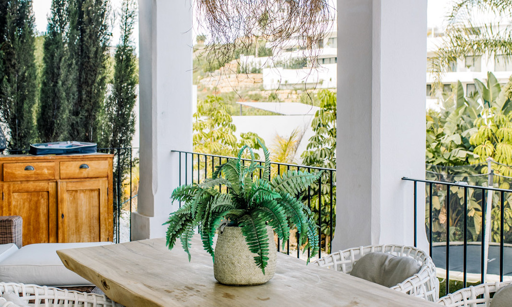 Instapklare, mediterrane familievilla te koop in een gated golfresort op de New Golden Mile tussen Marbella en Estepona 782152