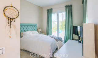 Instapklare, mediterrane familievilla te koop in een gated golfresort op de New Golden Mile tussen Marbella en Estepona 782172 
