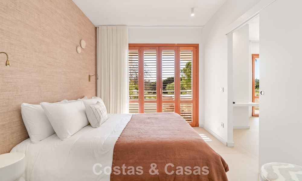 Instapklaar, modern gerenoveerd 3-slaapkamer appartement in een eerstelijns golfcomplex in Nueva Andalucia, Marbella 782269