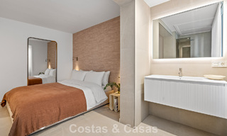Instapklaar, modern gerenoveerd 3-slaapkamer appartement in een eerstelijns golfcomplex in Nueva Andalucia, Marbella 782280 