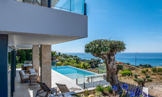 Instapklare, moderne luxevilla met panoramisch zeezicht te koop in een rustige woonwijk in Benalmadena, Costa del Sol 782316 