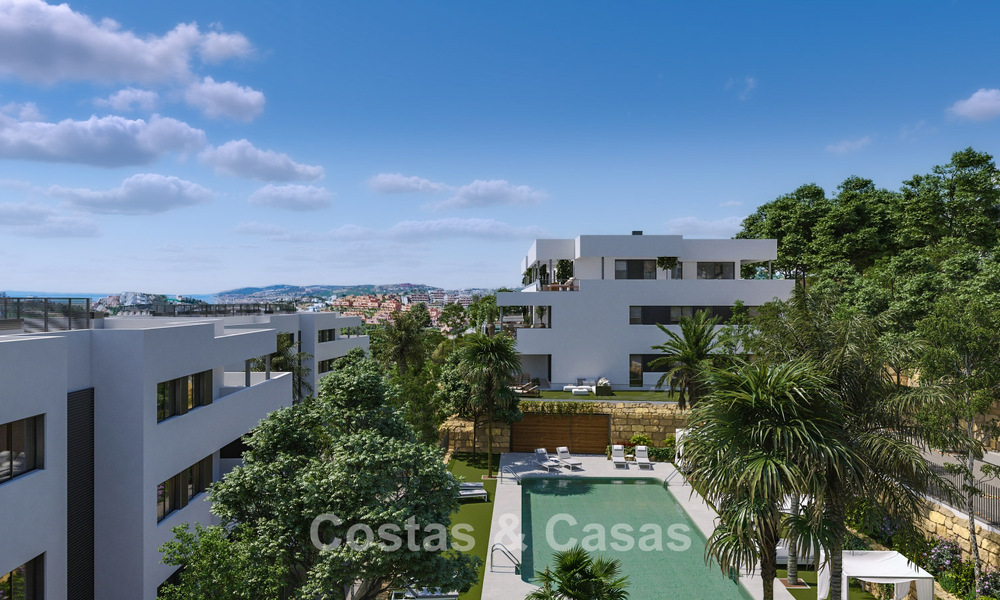 Nieuw project met hedendaagse luxe appartementen te koop op loopafstand van het strand en zeezicht in West Estepona 783267