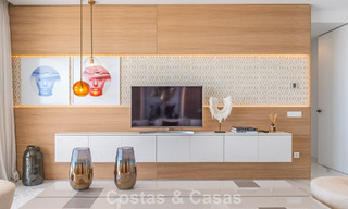 Geavanceerd appartement met zeezicht te koop in een gated boutique complex in de heuvels van Marbella - Benahavis 783456 