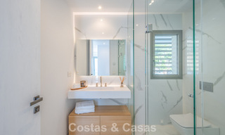 Geavanceerd appartement met zeezicht te koop in een gated boutique complex in de heuvels van Marbella - Benahavis 783458 