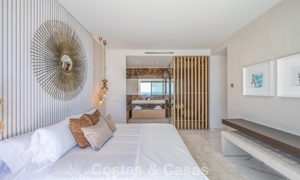 Geavanceerd appartement met zeezicht te koop in een gated boutique complex in de heuvels van Marbella - Benahavis 783461