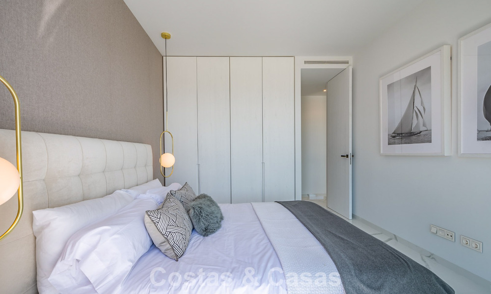 Geavanceerd appartement met zeezicht te koop in een gated boutique complex in de heuvels van Marbella - Benahavis 783467